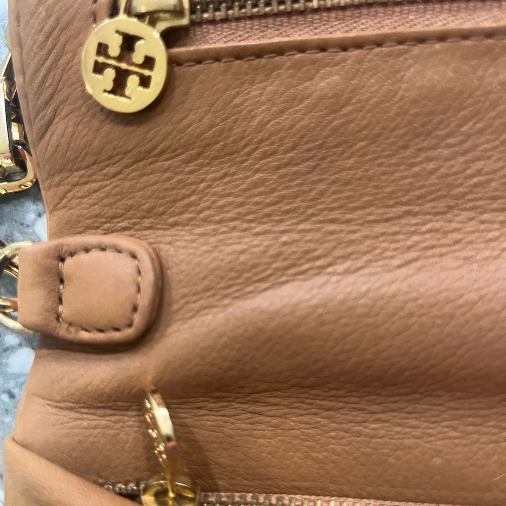 Tory Burch Navy and Tan Embossed Clutch - Picture 7 of 9